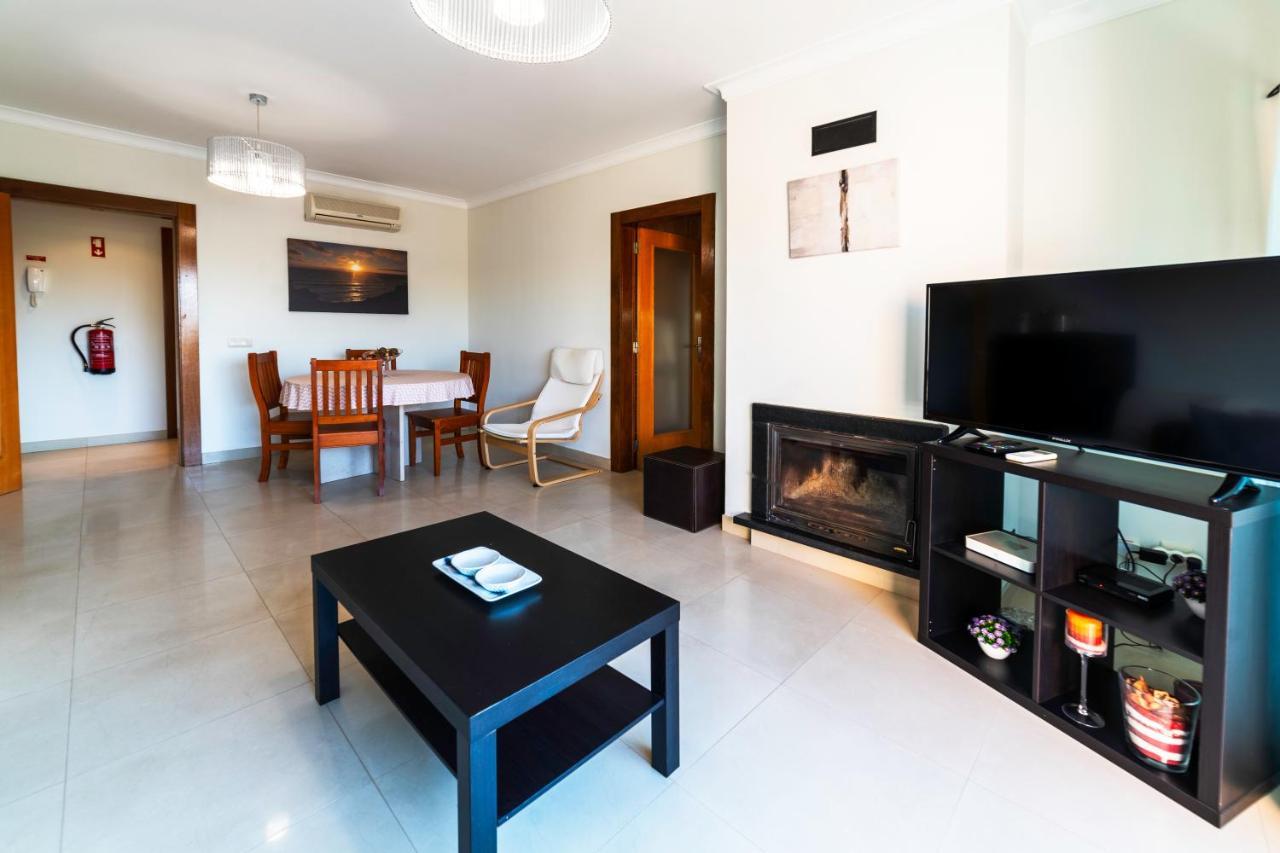 Apartment Do Vale T2 Com Piscina Albufeira