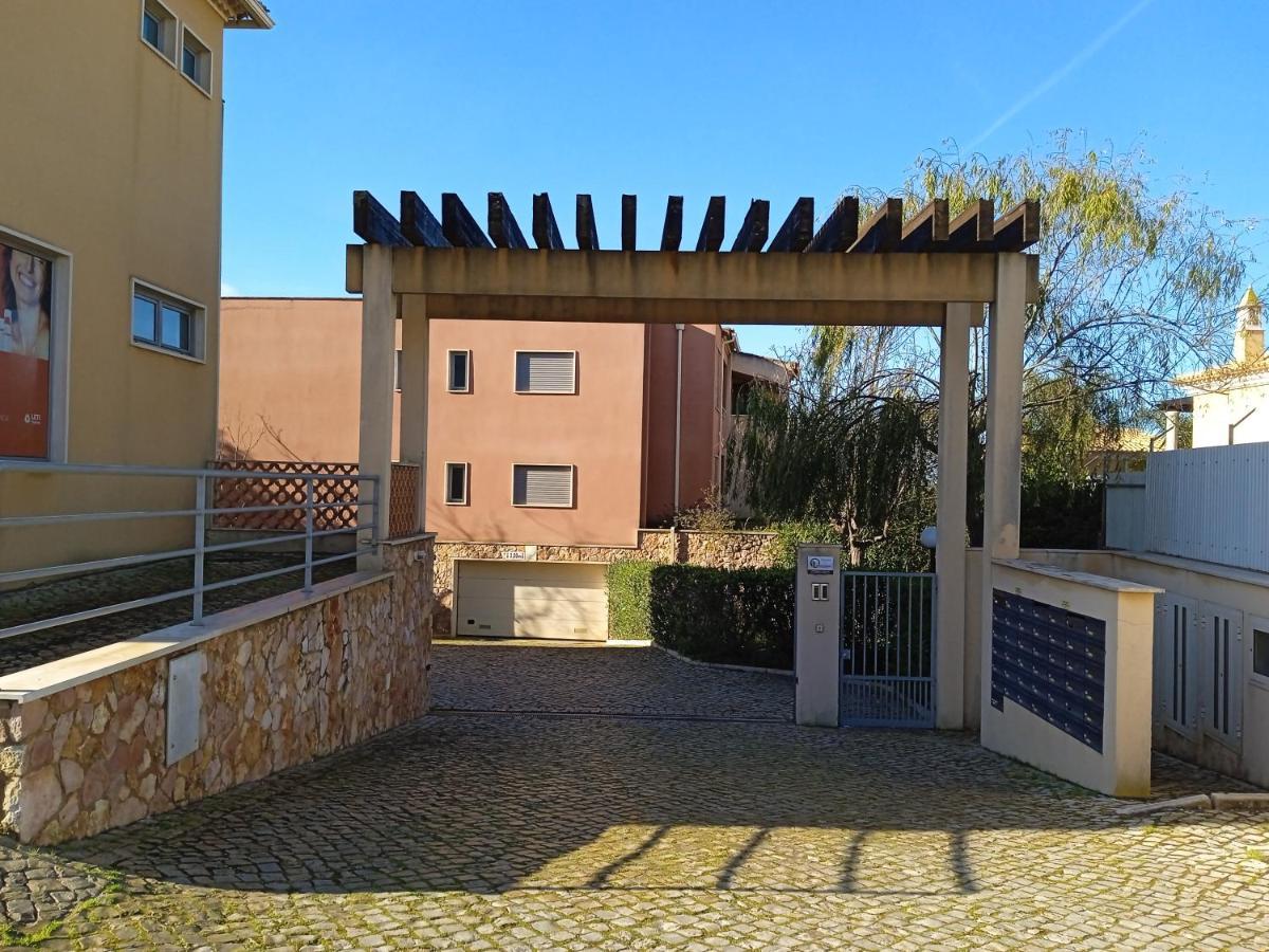 Do Vale T2 Com Piscina Apartment Albufeira
